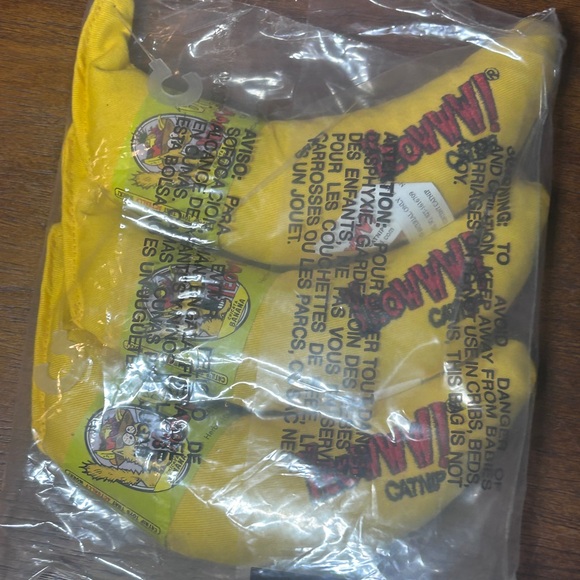 Catnip Banana Cat Toy - Yellow - Picture 6 of 6